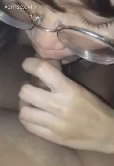 Chơi tập thể em rau sạch